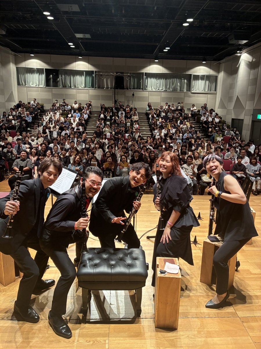 PentaCLam2022's tweet photo. 7/3 ペンタクラム東京公演たくさんのお客様に見守られて終演しました✨
皆様大変ありがとうございました！
よければアンケートもぜひよろしくお願いいたします！

https://t.co/a9e9T2eLbr https://t.co/tiWreKNqSU
