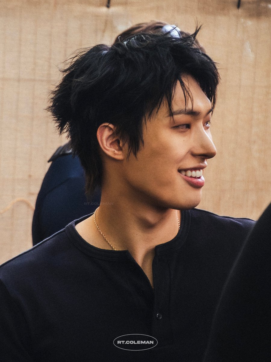 songscentral's tweet photo. Music &amp; portrait photographer RT. Coleman has shared pictures of Mingi from BST Hyde Park

#MINGI #민기 #ATEEZ #에이티즈 https://t.co/DcMuKNVKZn