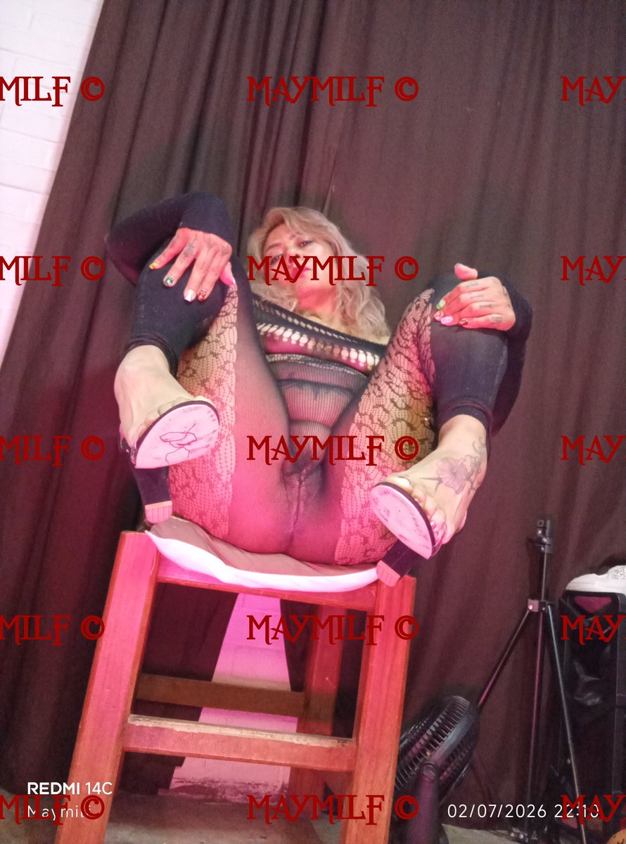 MMaymilf's tweet photo. que le harías a tú tía si descubres que hace contenido?
los leo🤓👇 https://t.co/8QQwI7kZEr