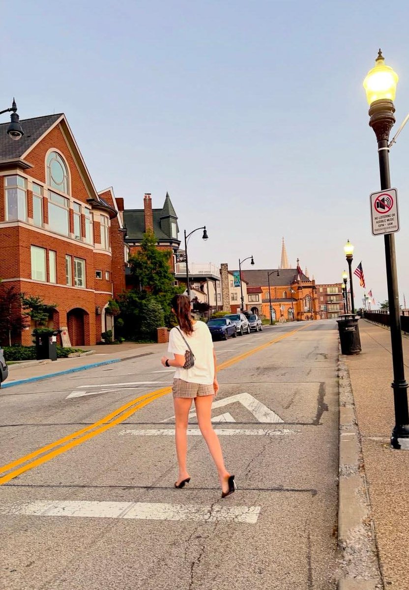 MPremalatha4u's tweet photo. Amrutha Chowdary USA vibes, endless smiles, and unforgettable memories. πΊπΈβ¨ Amrutha Chowdary is making the most of her vacation, one beautiful moment at a time! #AmruthaChowdary #USAVacation #TravelDiaries https://t.co/g4IlL2As72