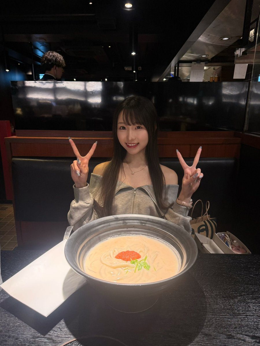 saechan_1012 tweet picture