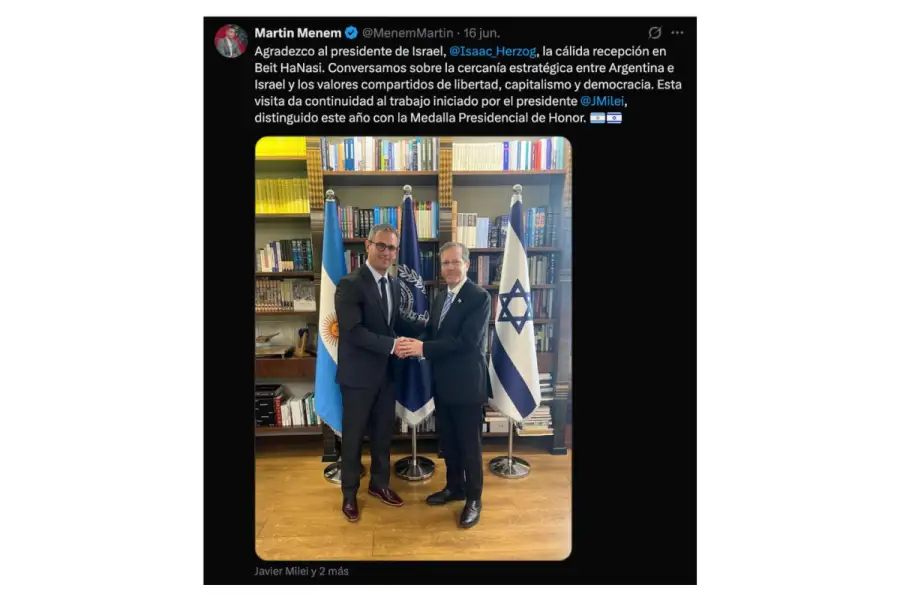 drjorgerachid's tweet photo. QUE FIRMÓ MARTÍN MENEM EN ISRAEL?

VIAJÓ CON LA DIPUTADA AJMECHET

PRESIDENTE LA ASOCIACIÓN ARGENTINO ISRAELÍ

DEFENSORA DEL GENOCIDIO TERRORISTA DE ISRAEL

MENEM NO TIENE FACULTAD DE FIRMAR CONVENIOS

NO INFORMÓ NADA A LA CÁMARA QUE PRESIDE

LA ARGENTINA EN MANOS DEL SAQUEO ! https://t.co/b0DS3wpsoH