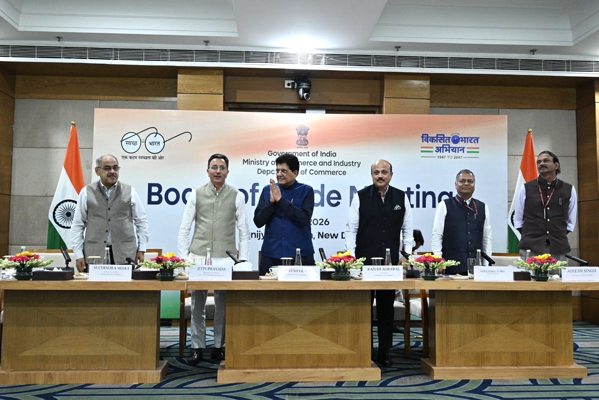 DoC_GoI's tweet photo. The Board of Trade Meeting brought together States & UTs, industry and trade stakeholders to discuss measures for strengthening India’s export competitiveness and manufacturing ecosystem.

Discussions focused on improving logistics, reducing trade costs, promoting district-level exports, enhancing ease of doing business, and strengthening Centre–State collaboration.

With continued reforms and expanding market access through FTAs, India is advancing towards becoming a leading global trade and manufacturing hub.

#BoardOfTrade #IndiaExports #Manufacturing #EaseOfDoingBusiness #MSMEs #Trade @PiyushGoyal @JitinPrasada @RajeshAgrawal94 @dgftindia
