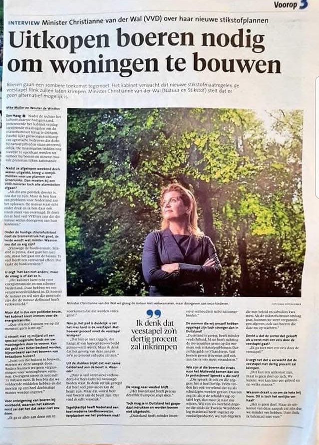 Cortes's tweet photo. Oh wacht, zijn we alweer voorgelogen? Dat stikstof-nonprobleem had toch niks met woningbouw te maken? Kijk, en zo gaat het dus steeds. Keihard liegen, achterbaks manoeuvreren en dan mensen beschimpen als die zeggen dat je andere agenda voert. Dat is waarom mensen politici haten. https://t.co/8LXYmeWAUK