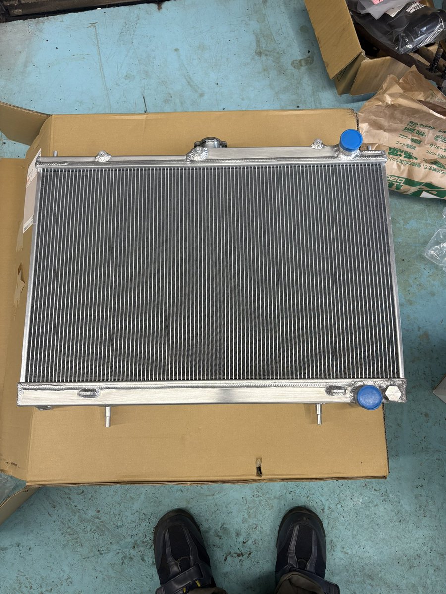 Best_R_GTR's tweet photo. 一般整備 BCNR33
ラジエーターからの水漏れにより レッカーにて入庫致しました
アッパータンク部より 漏れています
今回は HPIさん
アルミラジエーター タイプSH 装着!
#スカイラインGTR
#BCNR33
#RB26
#HPI
#GTR専門店
#bestr https://t.co/IYyDD2qsjw