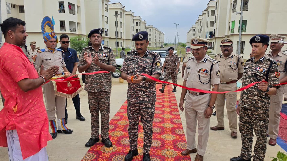 crpfindia's tweet photo. Enhancing infrastructure for better training & welfare with strong commitment towards mother earth 🌎!

​During his visit to the @crpfindia Amethi campus, Shri @gpsinghips, DG #CRPF, inaugurated the newly constructed buildings of RTC Amethi—including the Quarter Guard & Bin type Magazine, Adm Block, Store Block, Recreation Club, Audio-Visual Room and SOs Mess —along with the Gas Godown of GC Amethi. DG planted a sapling reflecting our commitment towards greener environment.

#NationFirst
#Vandematram150 
#MissionNaxalMuktBharat2026
@gpsinghips
@CentralZoneCrpf
@CSIGCRPF
@GcAmethi
@rtcamethi_crpf