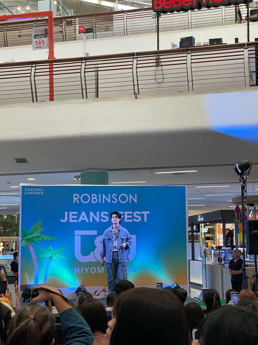 ttntolm's tweet photo. งานลำปางค้าบ ซูมจนรูปแตก 😆😆
#MymomentswithNJ 
#njprompt @njprompt https://t.co/TBxXyTemHd