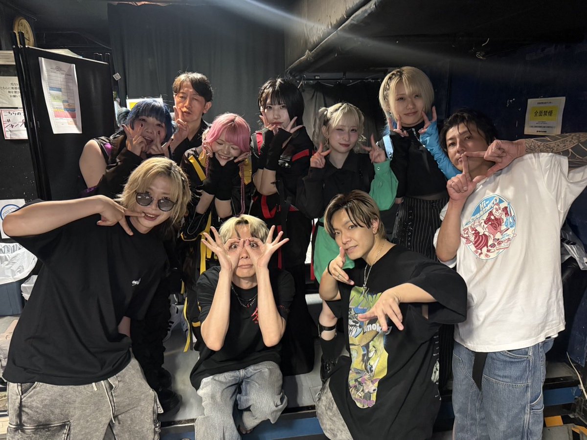 slh_karasu_'s tweet photo. おでん🍢対バン！！
めっちゃ楽しかった☺️
おでんボーイ獺祭担当カラスです(カ・U・)
新作楽しんでもらえたかな〜？
動画楽しみにしててねん！ https://t.co/M0sCiD4eXz