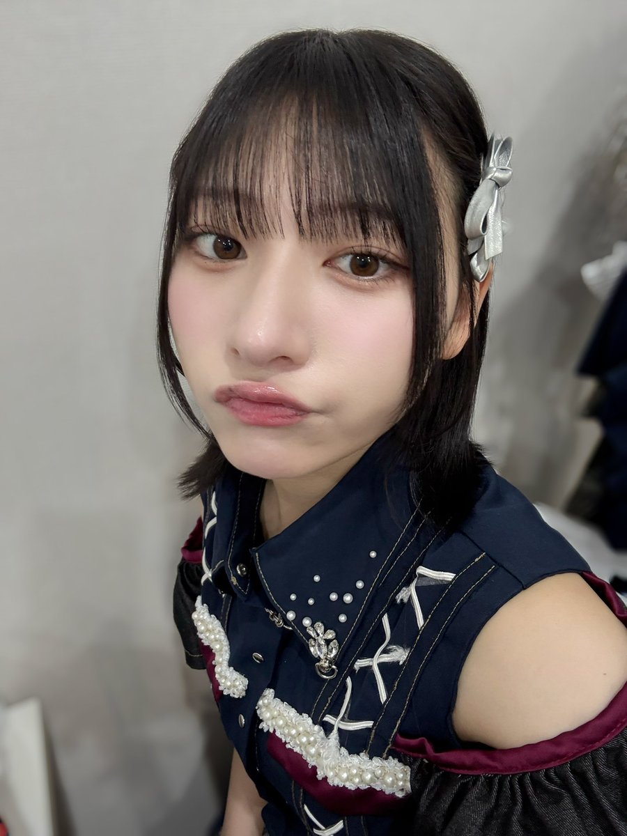 hayasaka_mr's tweet photo. 横浜ビブレ~野外！
出会ってくれた皆様ほんとうにありがとう
少しでも気になってくれた方は
0825にワンマンライブあるから
是非是非に来て欲しい🥹絶対もっと好きにさせるよぅ~~

ななえちゃんおやすみで寂しかったですが
更に最強の完全体も見に来てね🧡 https://t.co/5w04O77JYf