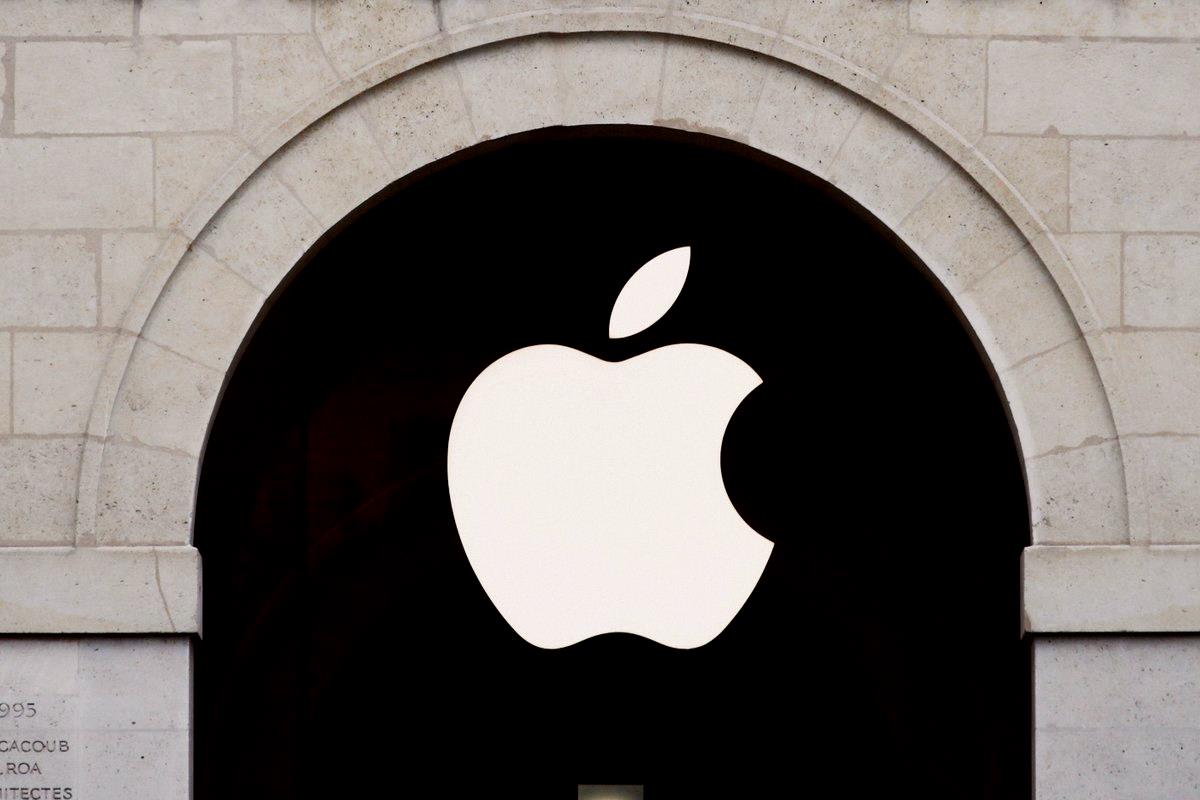 yk997's tweet photo. Apple（AAPL）が2027年前半までに、少なくとも5つの新しいiPhoneモデルを投入するみたいだよ。Nikkeiが報じてる📱 https://t.co/0UOzhlaMAc