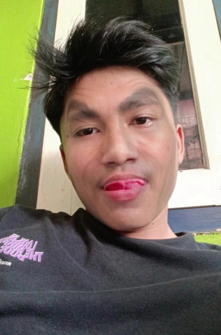 strckboy's tweet photo. ya tau mirip jauh https://t.co/jfm5kQsX02