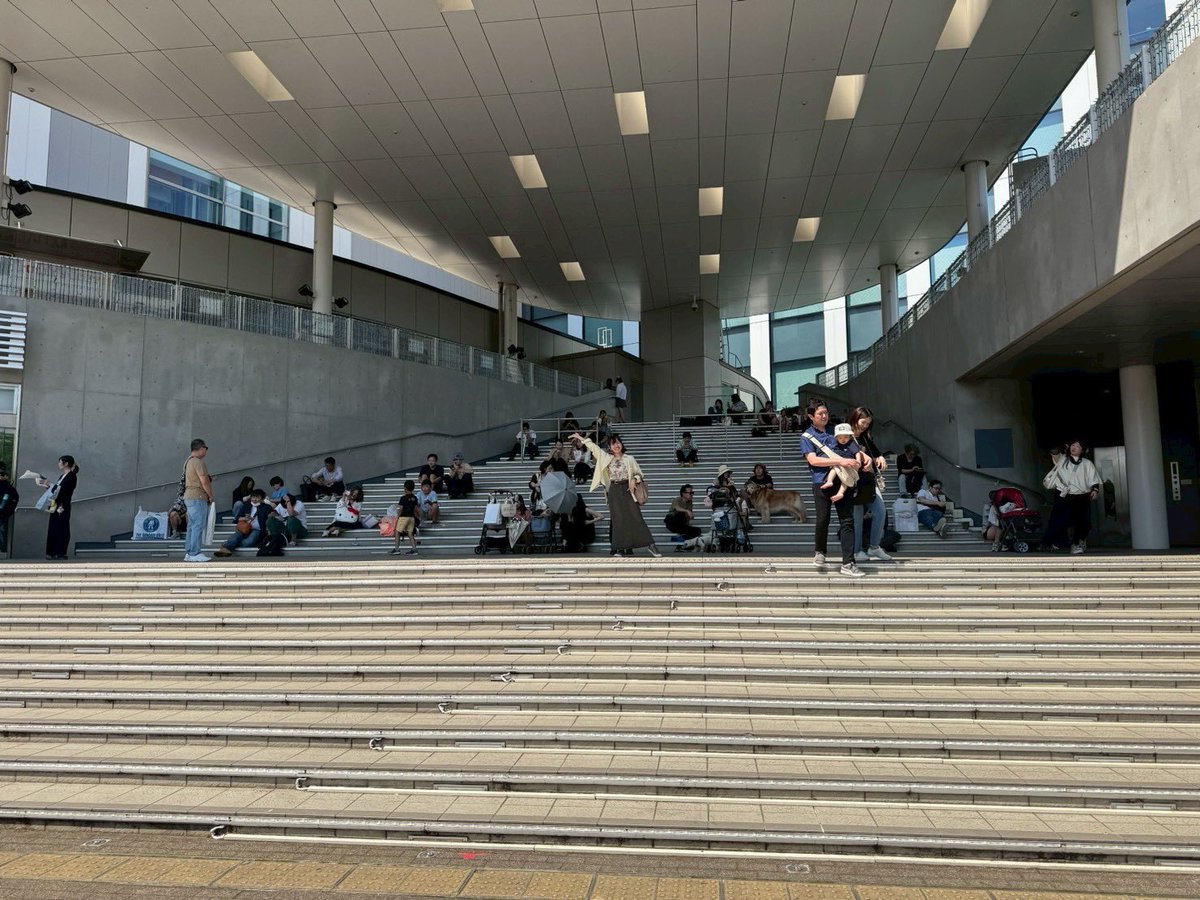 kanayan32259's tweet photo. 目指せ動員数2,500人🙌
一緒に、いっしょ🦎🦎🦎🌱 

🌳7/4ダイバーシティ東京 プラザ 

#レインツリー初夏のフリラ 
#RainTree
#りこぴん生活
#リーちゃーん👵 https://t.co/TjxQK4Abw8