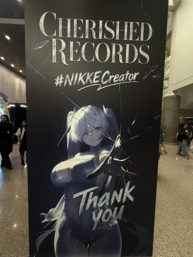 shirrori's tweet photo. My NIKKE art reached Anime Expo in LA!!
#NIKKE https://t.co/ugWno2ommn