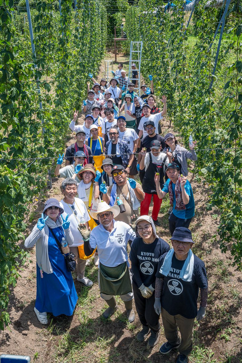 beer_craftbank's tweet photo. CRAFT BANK ４周年

#タンク空にするまで帰れま1000L

醸造所でしか飲めない、タンク注ぎ
"超生" ビールとビアガーデン🍻
7/25はみんなで乾杯！

ご予約はこちら↓
https://t.co/gVpfQTjFUZ https://t.co/f4PEgKK6ps