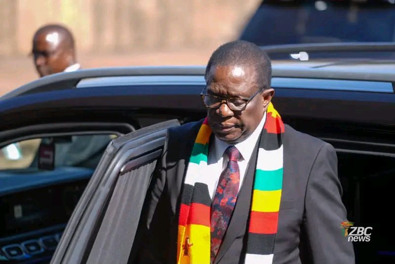 fansofED's tweet photo. In a land of many voices, he chooses unity over division. In a time of trials ,he chooses peace over conflict. In a nation of many dreams, he chooses to carry us all together. #ThankyouED @wicknellchivayo @HonPSakupwanya @HonMachakaire @paultungwarara @TateMavetera @DrMutambudzi https://t.co/jfBPeLJTy4