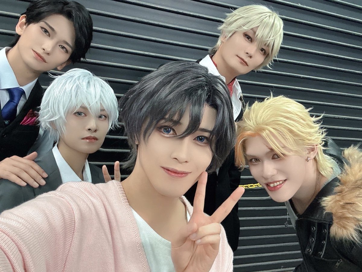 rentakanashi_'s tweet photo. 【#舞台スタマイ Season0～マトリ・都築兄弟編～】

昼夜公演、アフタートークありがとうございました！

久々に九条家全員集合できて嬉しかった🌹
九条家の過去編も、いつか実装されたらいいな。奇天烈九条家。

また会おうね、お姉さん。

#スタマイ #スタマイステ
#清志の汗だく https://t.co/fgFTTdO1q5