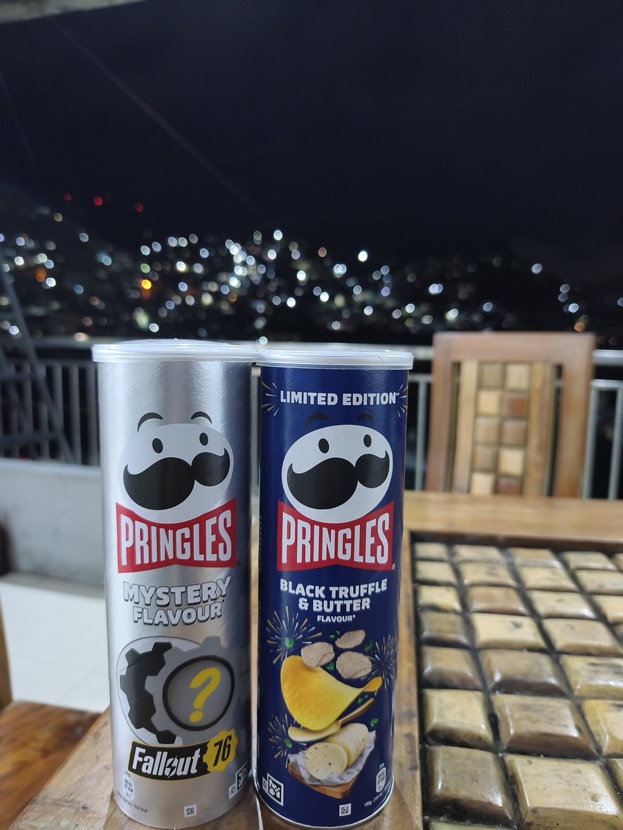 DecentShane's tweet photo. Most expensive Pringles I've bought 😂 thought it was still on sale, I was so wrong. P180+ each. 🤭

#mystery 
#truffle https://t.co/zJhCJOw08X