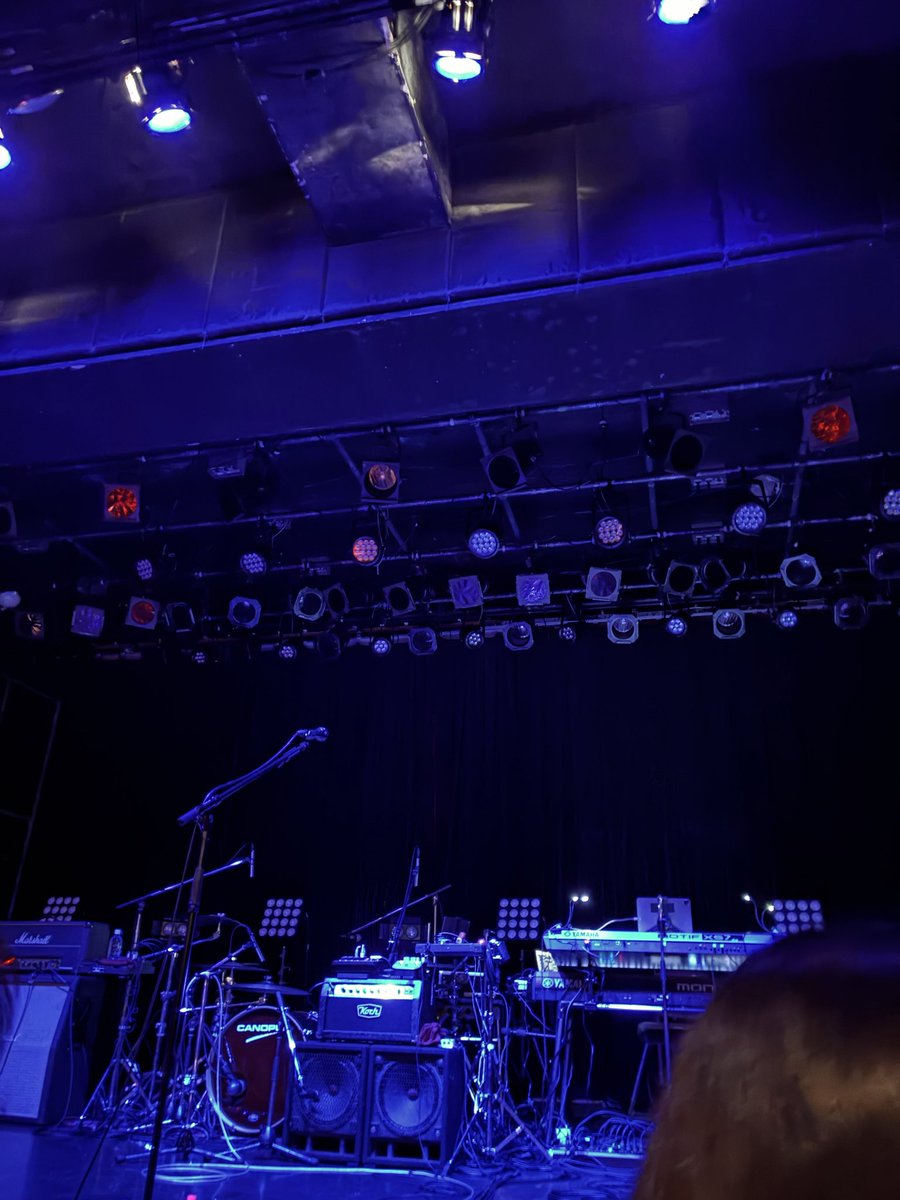 page_e_15's tweet photo. ツアーファイナル
imperfectがperfectになった夜。

#androp
#andropimparfect 
#ブラックタカちゃん
#ホワイトタカちゃん https://t.co/QW9OJKjxRI