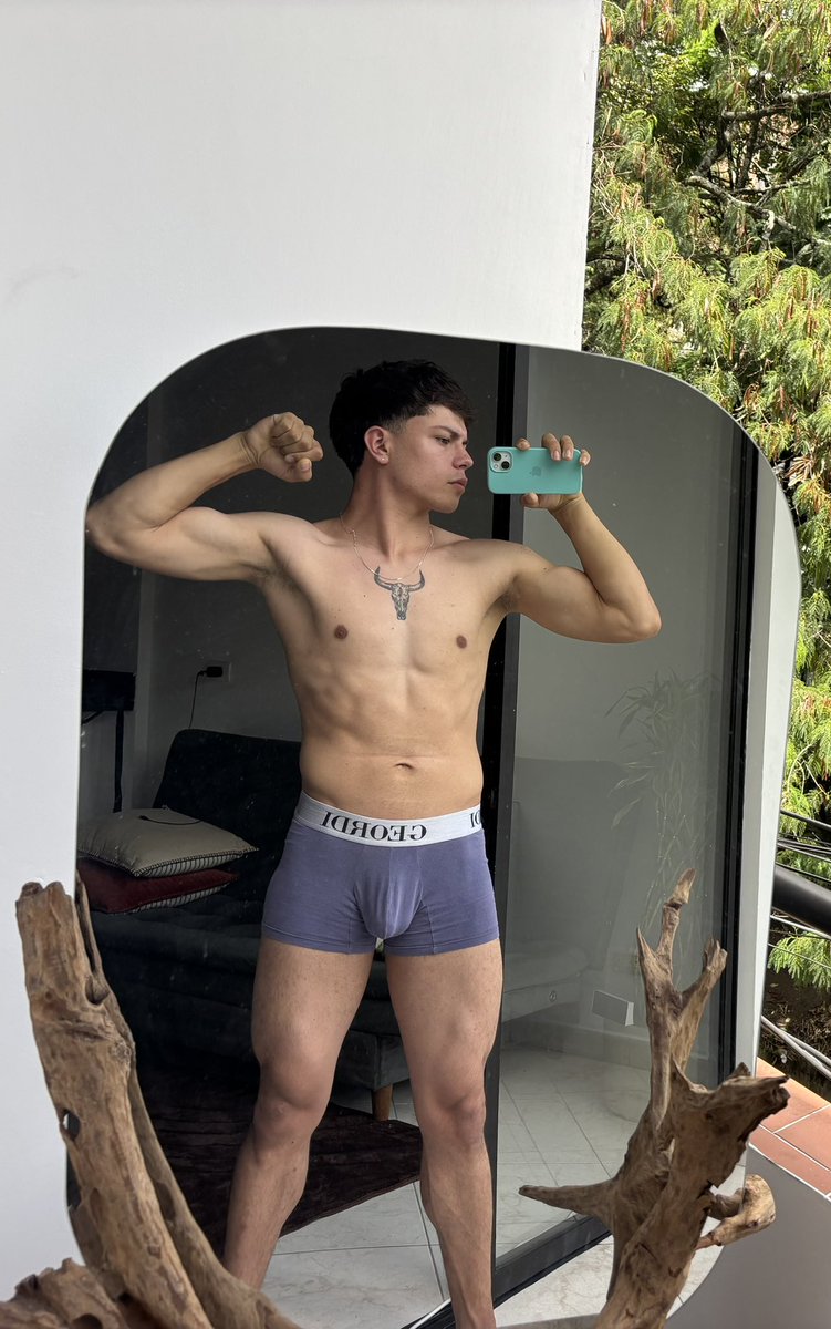 kevin_furque's tweet photo. @Justindubayy 🥵🔥 https://t.co/w68OrtQZVo