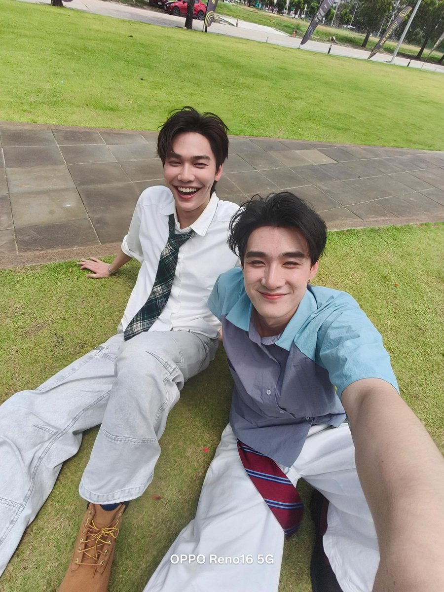 Dewjsu_club's tweet photo. 📍 https://t.co/ASgKo46pEq

#Reno16SeriesTHxDewTee
#เก็บทุกโมเมนต์โดดเด่นเป็นตัวเอง
#เพื่อนซี้เทรนดี้ทุกช็อต https://t.co/ITzf1XeFx4