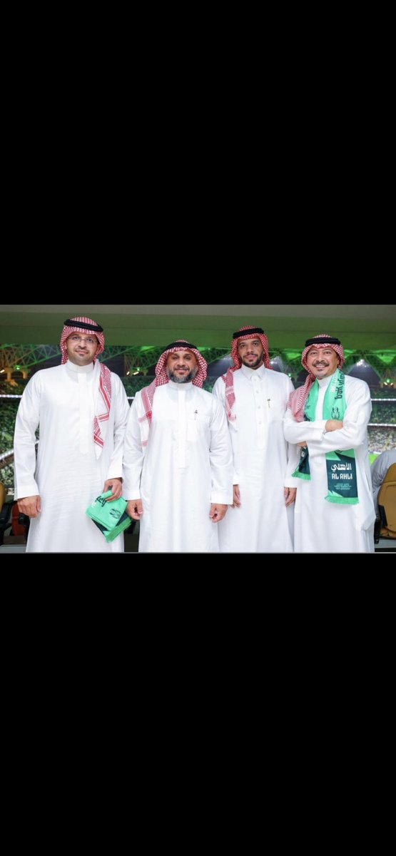 AbuAbdullah002's tweet photo. اكرر الف مره. عملكم حتى الان ضعيف جدا جدا. حتى تثبتون عكس ذلك أمامكم شهر  يجب يكون بديل محرز وكيسيه افضل نظام ابو ريالين مايمشي مع الجمهور👇👇👇 https://t.co/8SCcSziHDd