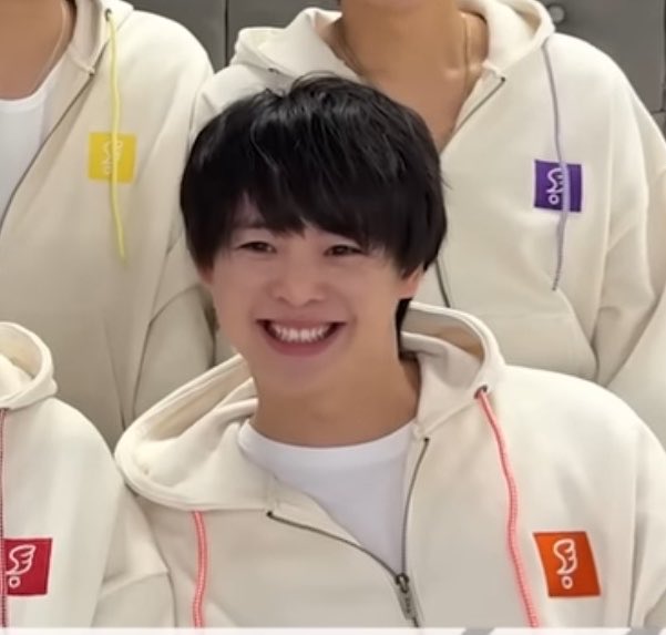 mimi_meriru's tweet photo. 有岡くんがご機嫌ニコニコちゃんなイメージ強いのは笑うのが上手だからなんだよね。歯列弓が小さいのもあるけど奥歯まで見えるほど横に広がる笑顔。 https://t.co/Vza5BsPFSp