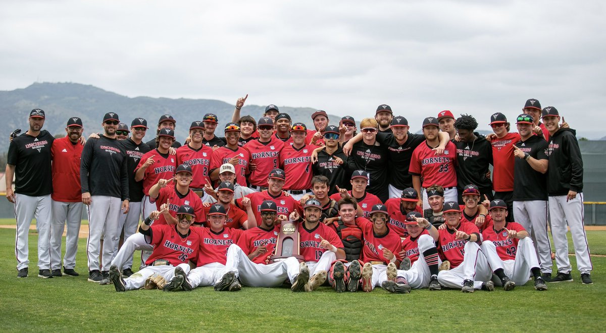 LynchburgBaseBl's tweet photo. On Fridays we wear 🔴 RED 🔴‼️ https://t.co/2XcPal3pxk