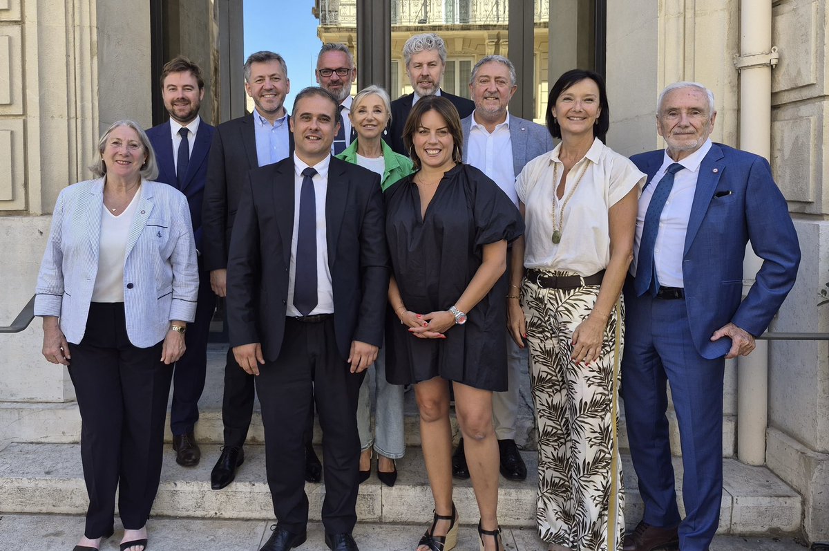 BraviFabien's tweet photo. Honoré d’être le n°2 de la liste conduite par @MPCallet 
Notre objectif :
➡️ poursuivre la percée du RN-UDR au Sénat ;
➡️ faire barrage à l’hégémonie de la gauche marseillaise et à la macronie fuyante et finissante 
➡️ rassembler la droite sincère et les patriotes. https://t.co/THvrp7cxRi