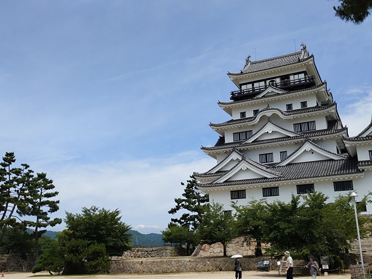 rinne_game12's tweet photo. あと午前中に福山城行ってたんだが、城内が博物館になってて城主紹介動画のナレーションがジョーカーだったわ笑
やはり〚福山〛繋がりなのだろうか。
思いがけずめっちゃぺご旅になったで😂 https://t.co/TgPx2MKvhj