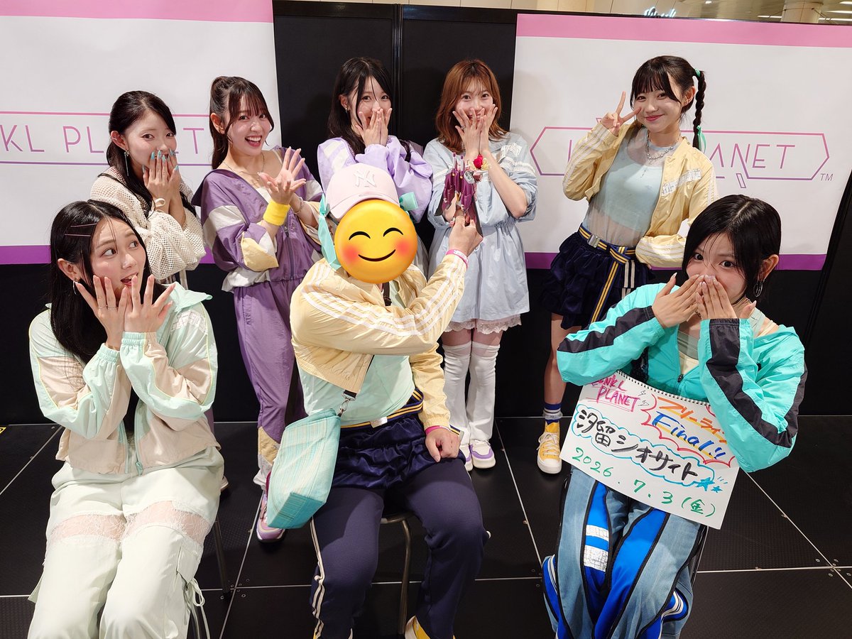 1005MURAMASA's tweet photo. フリーライブツアー完走お疲れ様でした😊
それぞれの土地でのパフォーマンスは、皆さんが楽しそうにされている姿を見る事が出来て、高揚し楽しい気持ちとなれました✨️
改めましてフリーライブツアーを共に過ごさせて頂き、フリーライブツアー最初で最後の格好もありがとうございました😊
＃東恩納派 https://t.co/zOGOpKfYIF