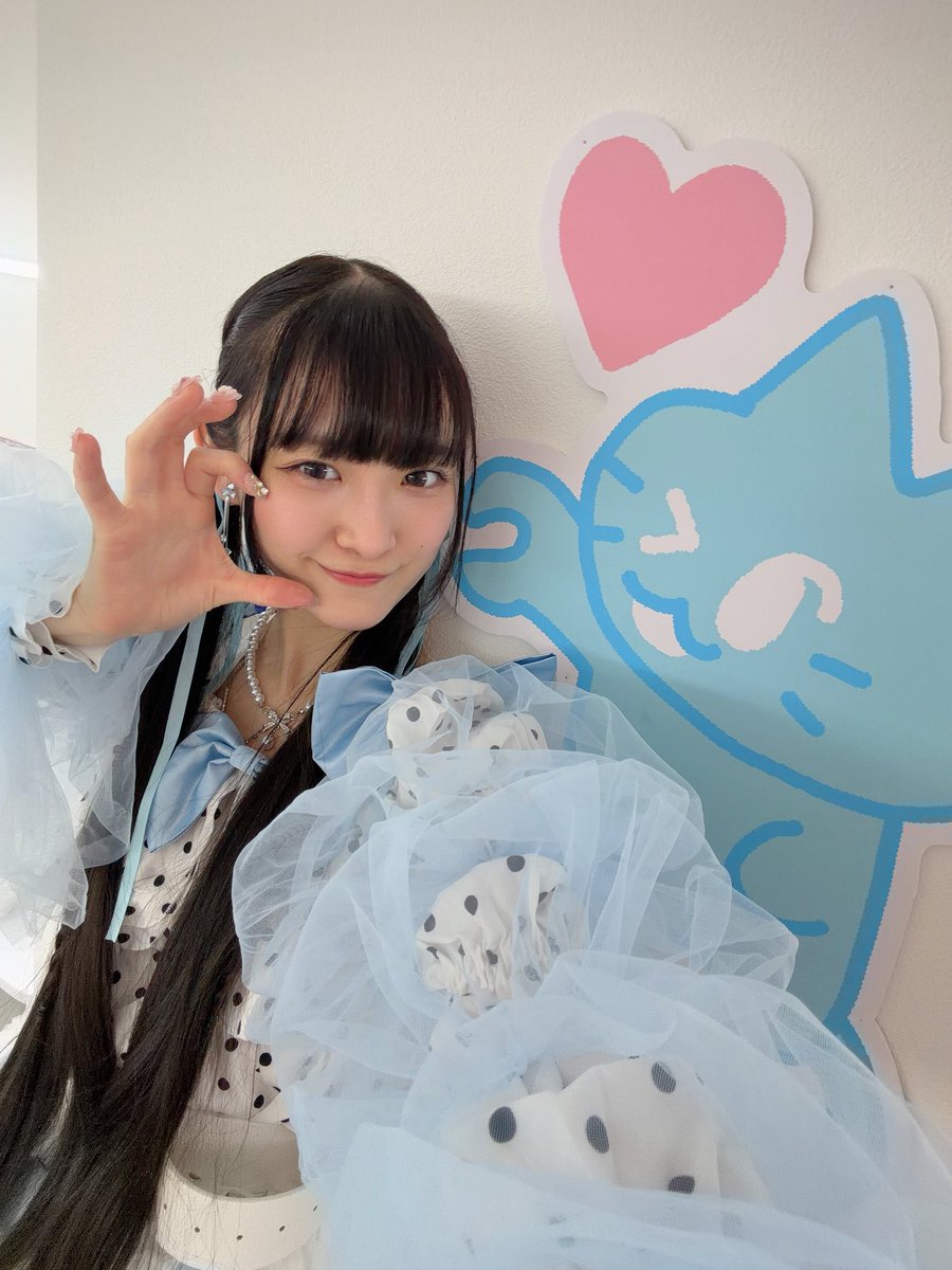 ピアス　水色　ビシューチャーム　星　花　海　夏　デート　ライブ　推し　発表会 平日初ライブ駆けつけてくれてありがとう🫶またあした！ お昼配信×2と
