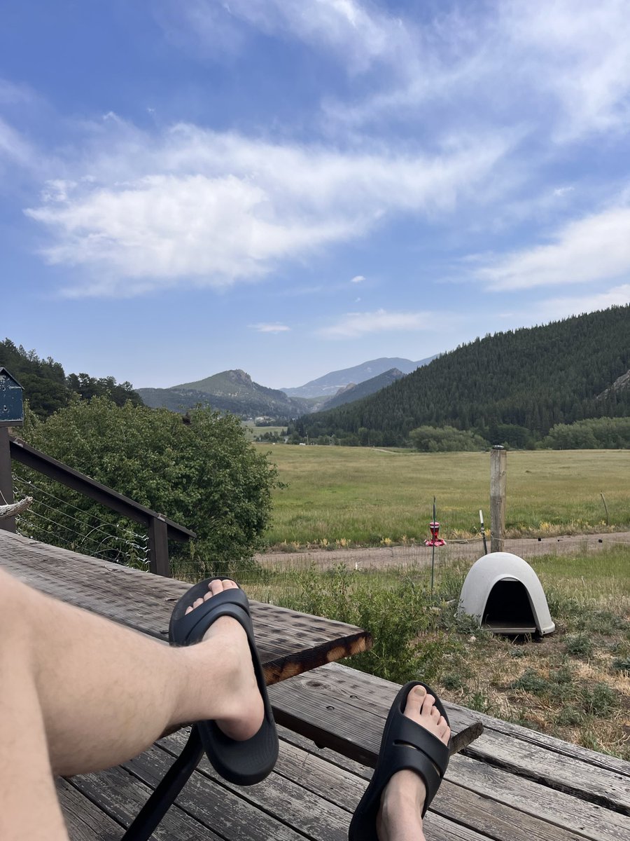 CaptainBZ74656J's tweet photo. I love Colorado https://t.co/BZ7TnWxMFR