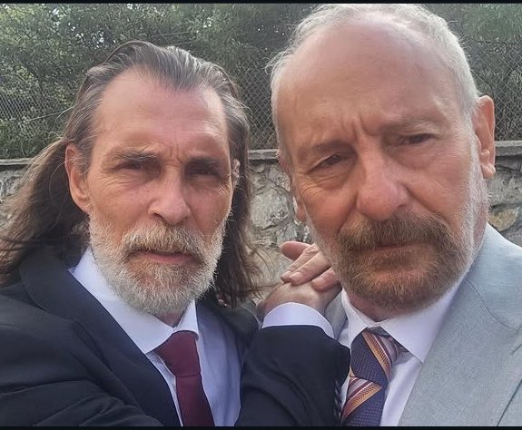 dizianaIiz's tweet photo. Erdal Beşikçioğlu ve Ege Aydan, Behzat Ç.’nin yeni sezon çekimlerinden. https://t.co/GFzUe3lh9F