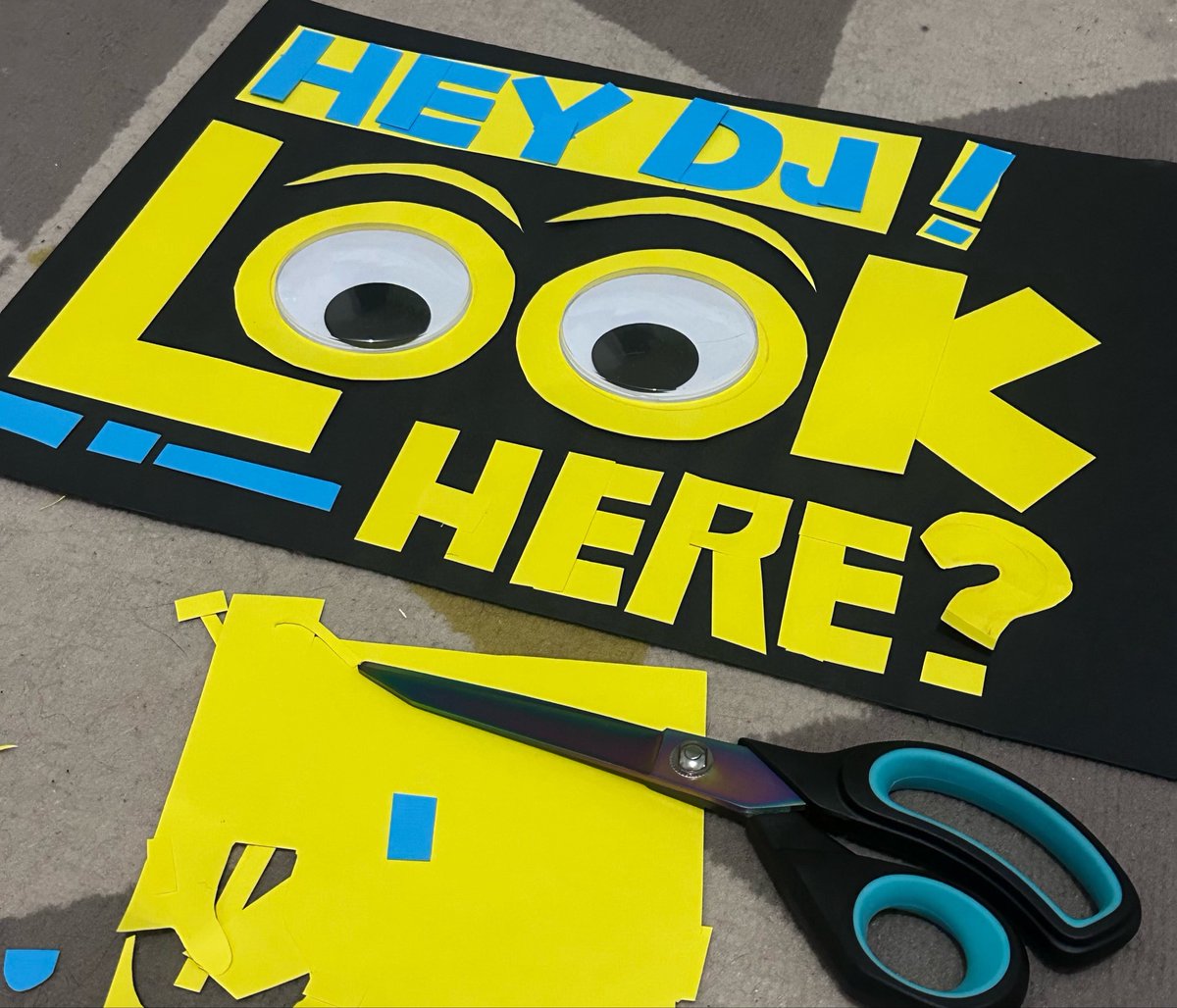 AY0SHOOGA's tweet photo. revealing my sign in progress since the danger is now gone… https://t.co/UtvKIloklo