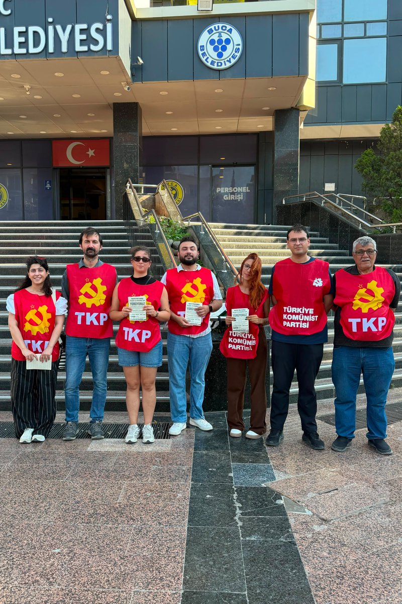 KoopBuca's tweet photo. Bağımsız bir Türkiye'de yaşamak isteyen herkesi bizimle birlikte NATO'ya karşı yürümeye davet ediyoruz.

🗓️ 5 Temmuz Pazar | 18.00

📍Buca Forbes Seda Pastanesi Önü

#tkp #buca #izmir https://t.co/xKkn3POga7