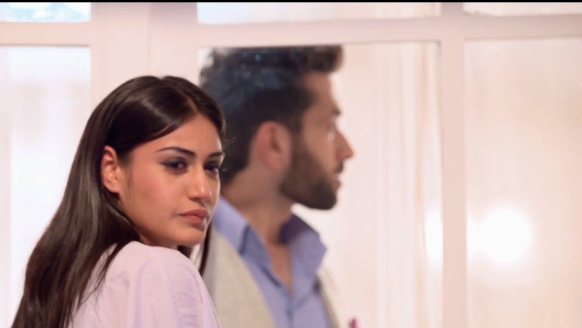 RudraKiTara's tweet photo. One can watch ishqbaaaz even after 20 yrs and they'll still not get bored at all 🫶😔😭Ib re-watch value >>>>>>>
Oh I miss shivika😭🫶you beautiful people 🦅 https://t.co/M3uGaAKU8x