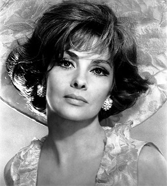 isaimarivent's tweet photo. #Aniversario 9️⃣9️⃣
El #4Jul de 1927 nació en Subiaco, Lacio, #Italia 🇮🇹

Murió el #16Ene de 2013 en Roma #Italia 🇮🇹 la #actriz de cine GINA LOLLOBRIGIDA

Entre su amplia filmografía: "Pan, amor y fantasía", "Trapecio", "Salomón y la reina de Saba". https://t.co/y57dW1LfAE