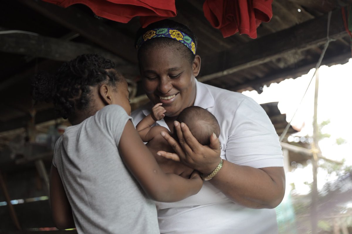 OITAndina's tweet photo. En Quibdó, ASOREDIPAR Chocó agrupa a ➕ de 1500 parteras tradicionales que protegen la vida de mujeres afrodescendientes e indígenas en territorio.

Conoce la historia de la Casa de partería: un hito hacia el reconocimiento de este oficio como trabajo.

💻https://t.co/se7ZA32agH https://t.co/Rdt9Xr60lg