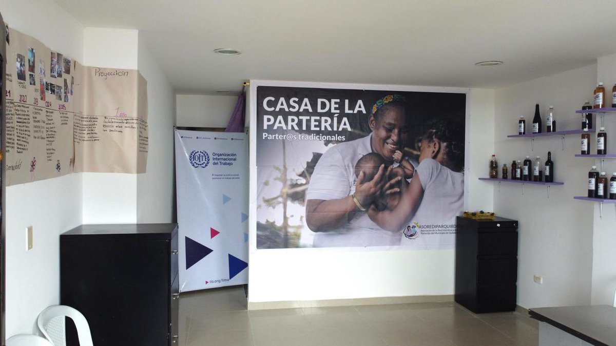 OITAndina's tweet photo. En Quibdó, ASOREDIPAR Chocó agrupa a ➕ de 1500 parteras tradicionales que protegen la vida de mujeres afrodescendientes e indígenas en territorio.

Conoce la historia de la Casa de partería: un hito hacia el reconocimiento de este oficio como trabajo.

💻https://t.co/se7ZA32agH https://t.co/Rdt9Xr60lg