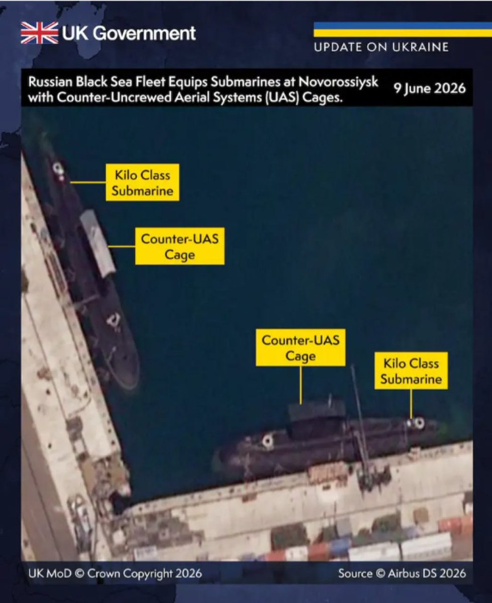 nexta_tv's tweet photo. Russia has started installing anti-drone grids on Black Sea Fleet submarines stationed in Novorossiysk

Satellite images show that three Kilo-class submarines have their conning towers protected with metal structures. Another one was likely also being prepared for similar “cladding.”

The reason is linked to the growing threat from Ukrainian drones. The submarines are being given additional protection against possible air and sea attacks, even while in port.