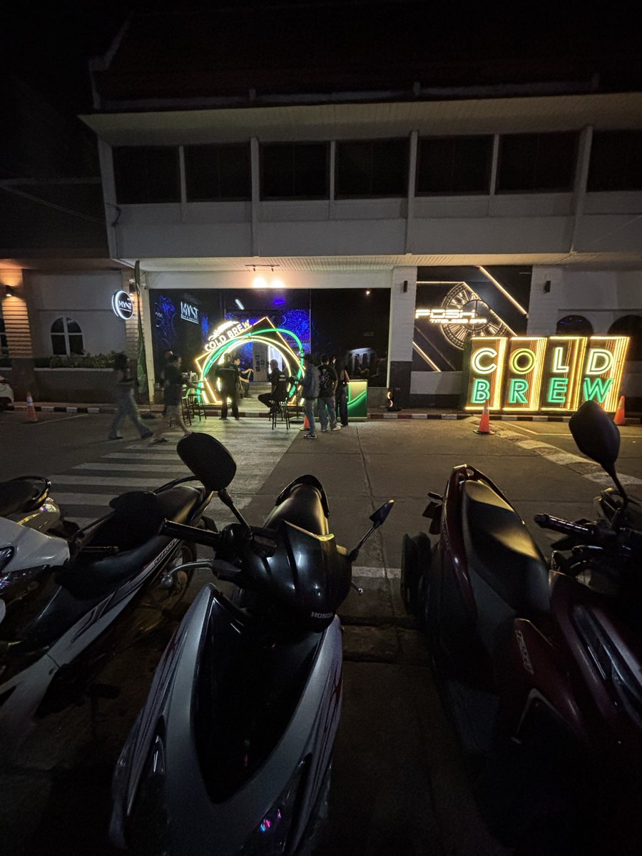 Poseidon291500's tweet photo. คู่พิษณุโลก DMมานะทักทายได้😊 https://t.co/fK8GmPM3VU