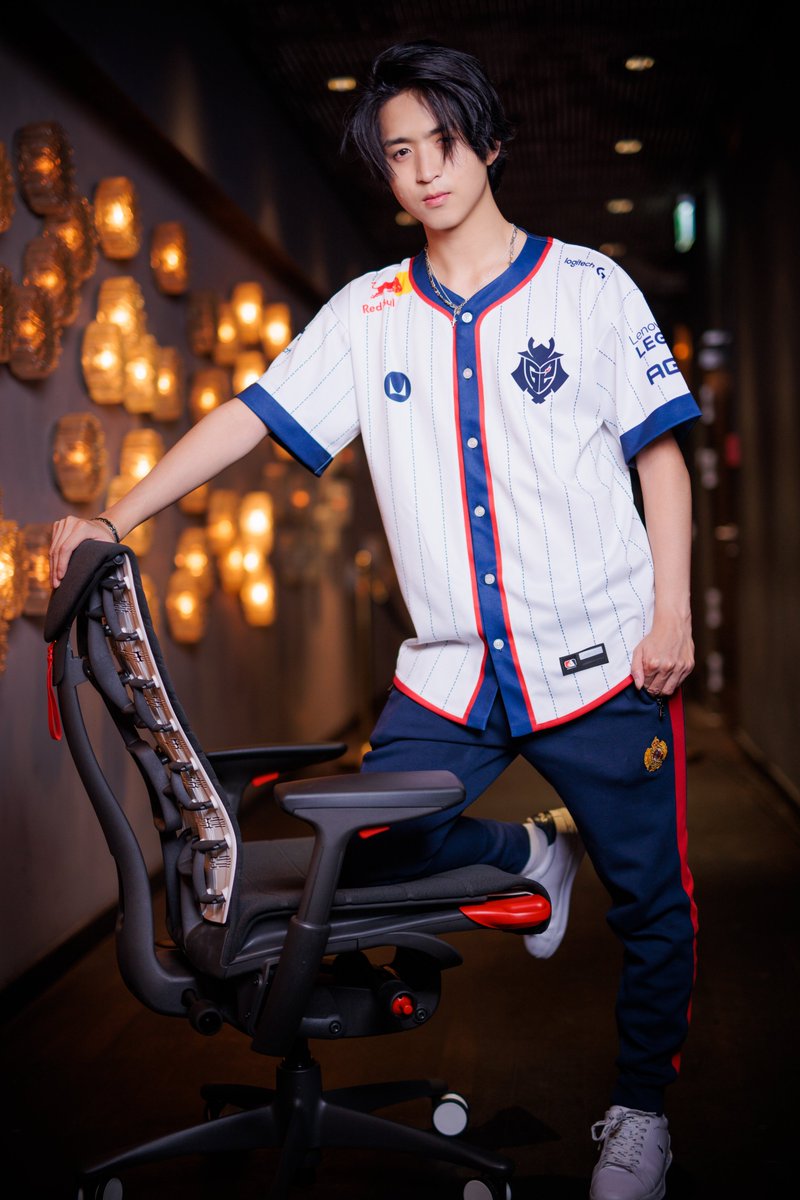 G2League's tweet photo. @MLB @LEC First pitch when? We have the fit ready https://t.co/mMQ1coKqJY