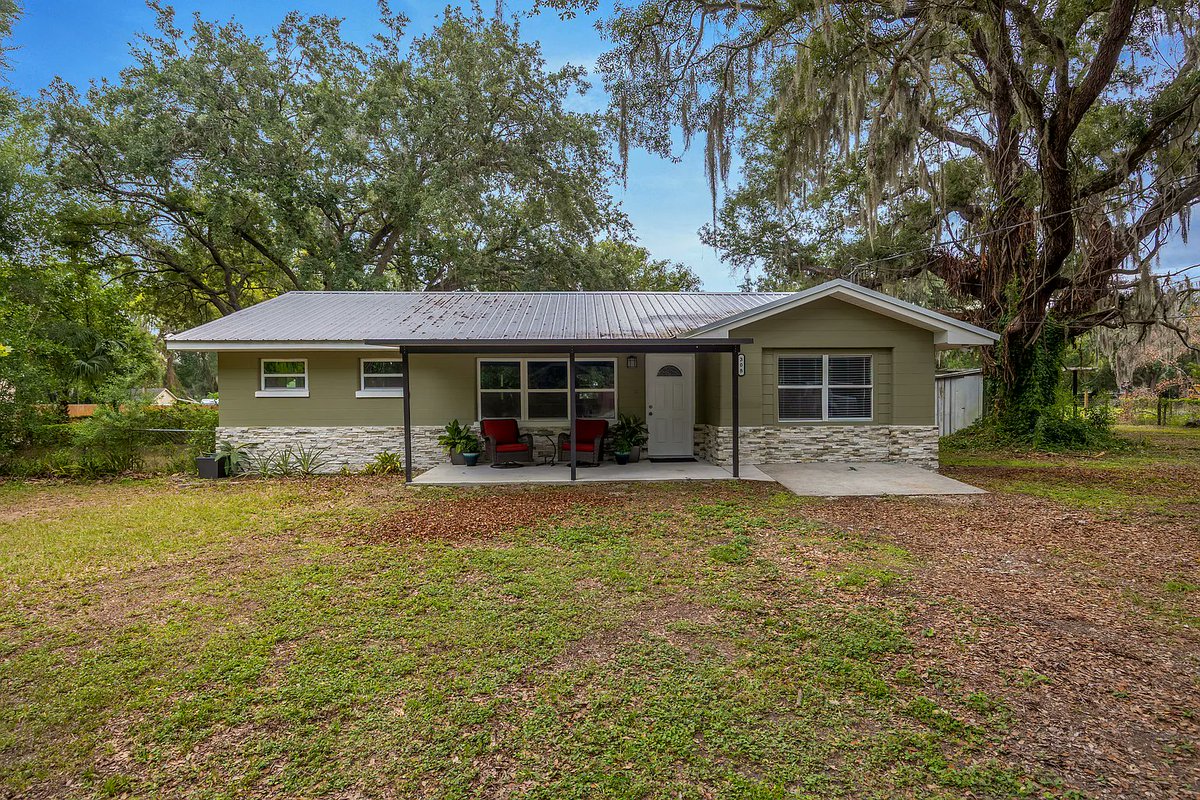 adusey's tweet photo. Open house this Sunday from 12:00 PM to 4:00 PM.  The active real estate listing at 308 S Kingsway Rd, Seffner, FL 33584 is listed by Keller Williams Suburban Tampa for $459,000. https://t.co/VZIzQs68hl