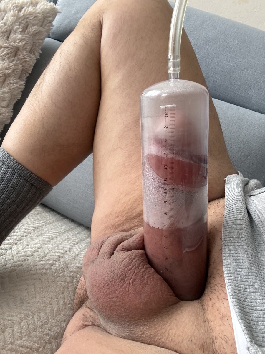 QuedusexeT's tweet photo. Pompe à bite🍆#erect #bander #bigdick #bigcock #bigcockslover #bite #queue #penis #testicles #testicules #cock #dick #testicles #exhibitionistmales #exhibitioninst #exhibition #exhibitionistmale #uncut #bigdick #NakedDadBod #outdoornude #ThickDickDaddy https://t.co/b5wt1ClDx5