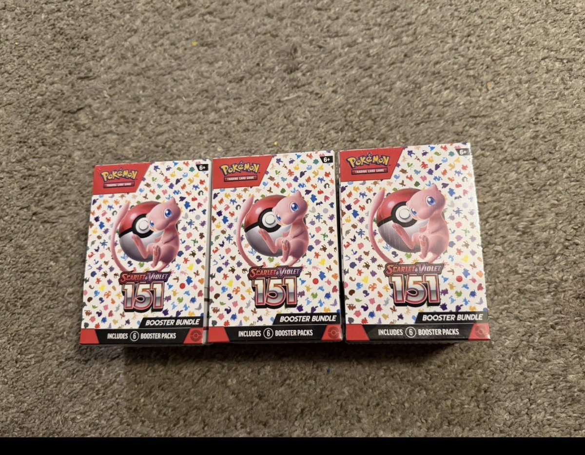Cloudd's tweet photo. I’ve been finding  absolute STEALS on 

Pokémon and One Piece packs💪🏽

Should I do a giveaway for 5 SOL or $500 in Pokémon card packs?

Leave a reply and I’ll follow you🤝 https://t.co/lJOcN1oSap