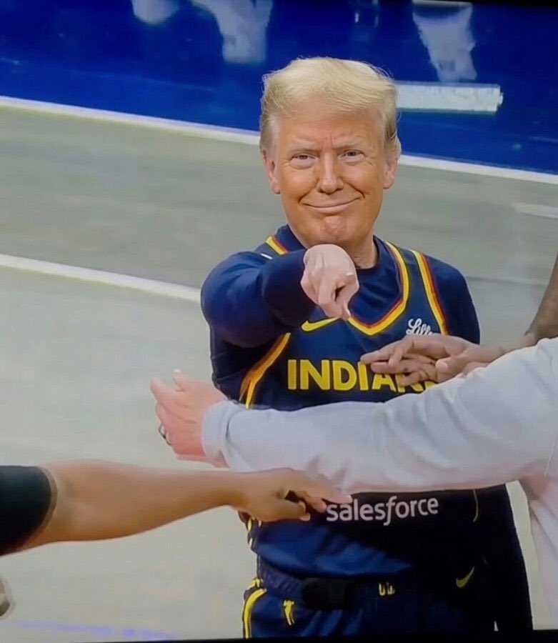 jcoconutx's tweet photo. @RapidResponse47 @SLOTUS @POTUS https://t.co/iwvXP9JMzq