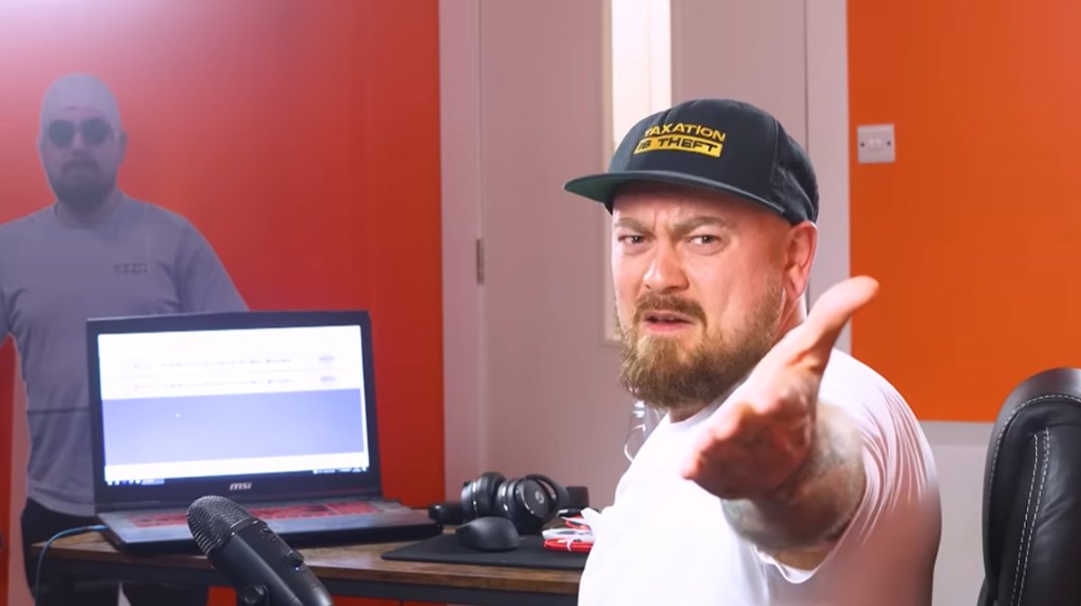 ConQue629's tweet photo. @CountDankulaTV how much for the cutout? https://t.co/XtJR4g56Sg