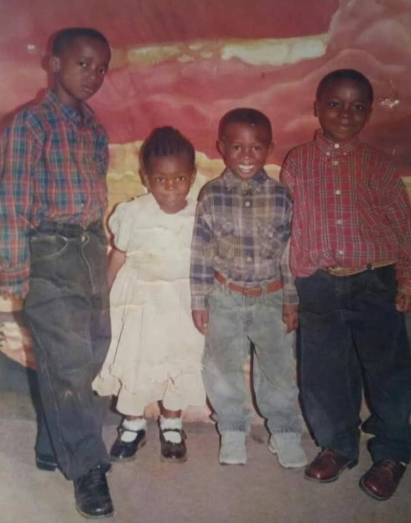 KOJO_Cue's tweet photo. My little sister is a grown woman now … and somehow I’m still 25 years old … truly wonderful. We used to walk from Breman Park, cross the Bouho road to Breman West to go to school at Revival International … Now she tests my knees by making me climb Montmartre for no reason … all whilst rattling impeccable French. 

To say I am a proud big brother will be an understatement. I could write a whole album just based off this feeling. 

📸 @shotpicturesgh