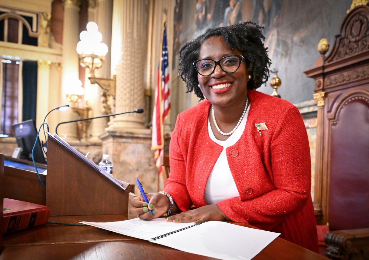 Rep. Joanna McClinton tweet media