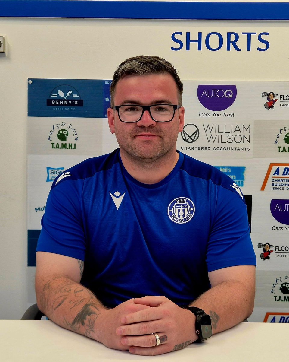 Thomodutch22's tweet photo. Delighted to be onboard and I can’t wait to see what the season holds, let’s go shorts ⚽️✈️💙🤍✈️⚽️ https://t.co/RFkXN2nKlv